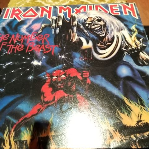 Selger bort Iron Maiden Number Of The Beast Blå Vinyl