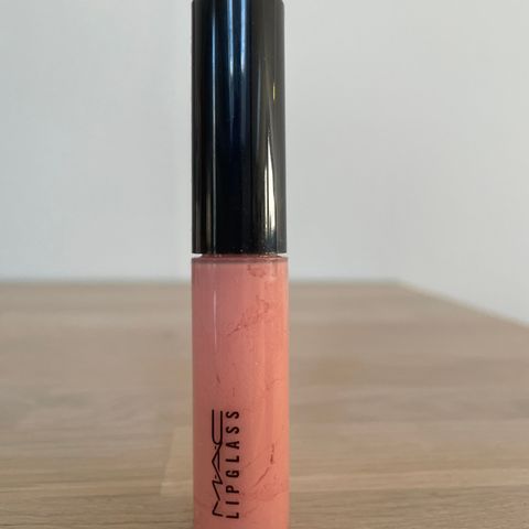 MAC lipgloss i farge Florabundance