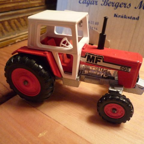 MF 595 1978 Matchbox