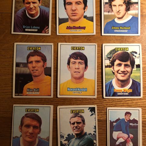 16 stk Everton FC A&BC fotballkort fra 1967 - 1970 med lagbilde Sjeldne!