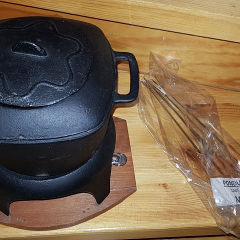 unused iron pot ubrukt ekte jern fondue med jern gryte