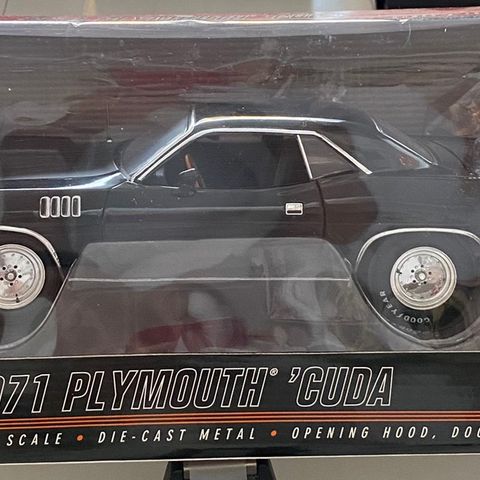 1:18 1971 Plymouth Cuda 528 Hemi