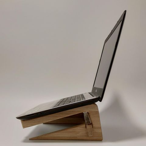 Laptop stand