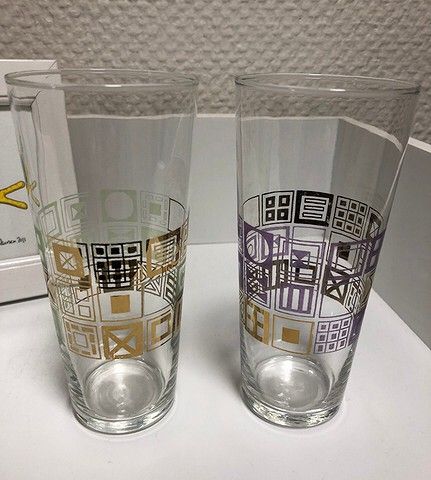 2 retro glass