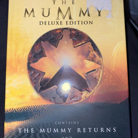 dvd. The Mummy Deluxe edition.