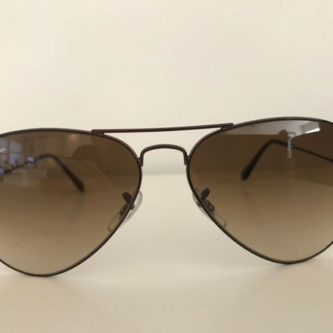 Ray-Ban RB3025 Aviator Large Metal solbriller (brun)