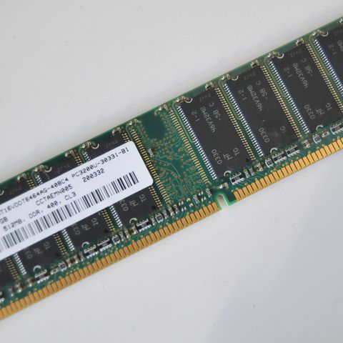 Micron DDR1 256 Mb 400 MHz CL3