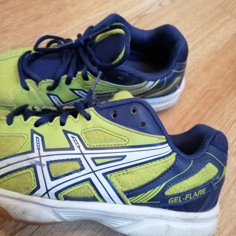 Asics str 36