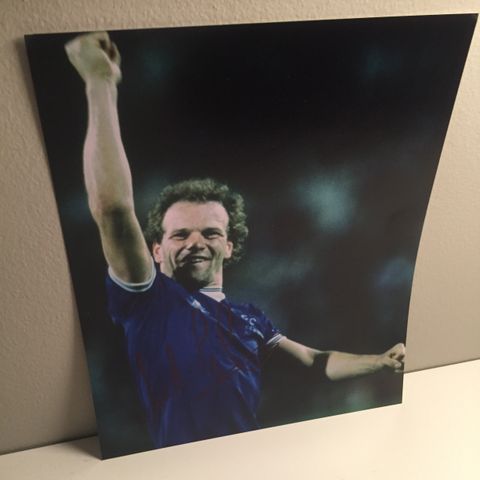Everton - Andy Gray signert 20x25 cm fotografi med COA