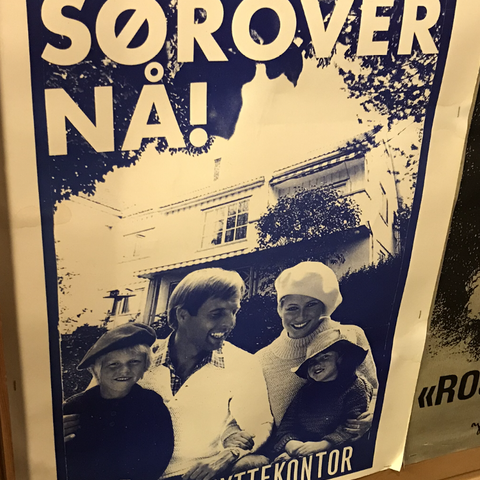 Plakat «FLYTT SØROVER NÅ!»