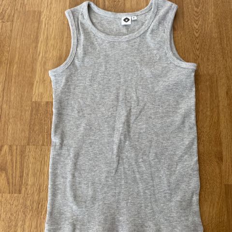 Singlet, str 128 / 8 år