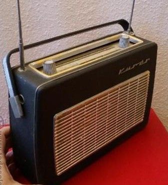 Ønskes kjøpt: Radionette Kurer reiseradio (gjerne defekt)