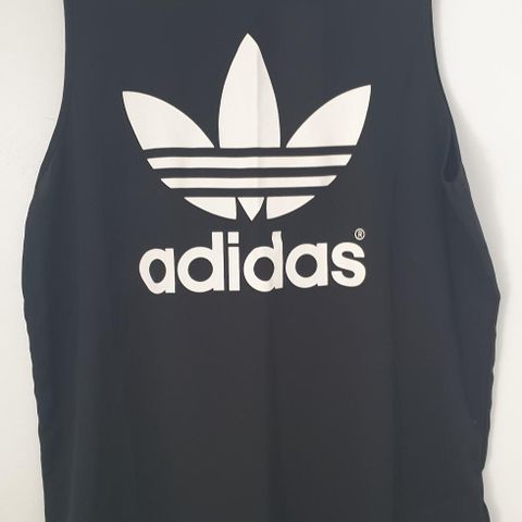 Topp/singlet fra Adidas, str small