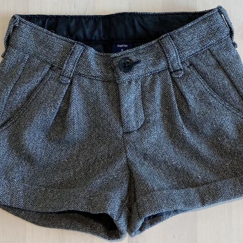 Pent brukt Gap grå tweed shorts str. 6 år