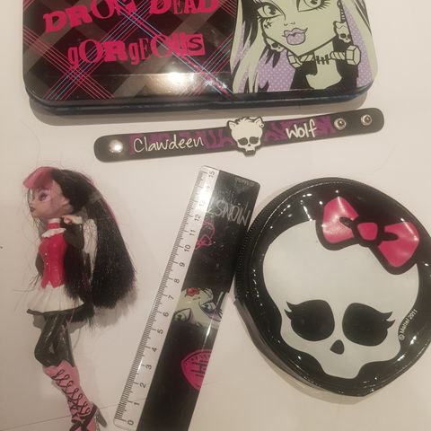 Monster High - skolepakke, bok, dvd