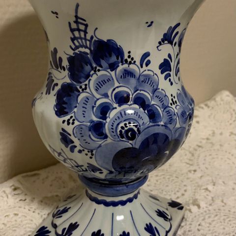 Delft håndmalt vase