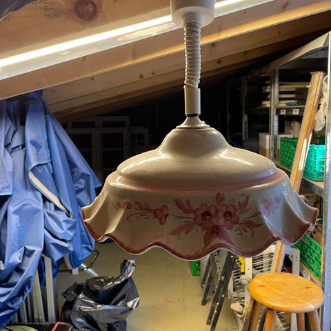 Retro lampe i keramikk