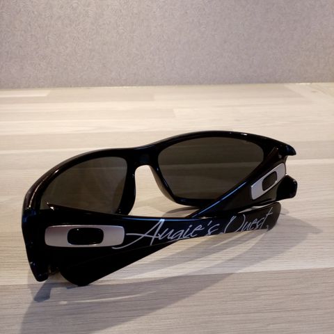 Oakley Hijinx solbriller