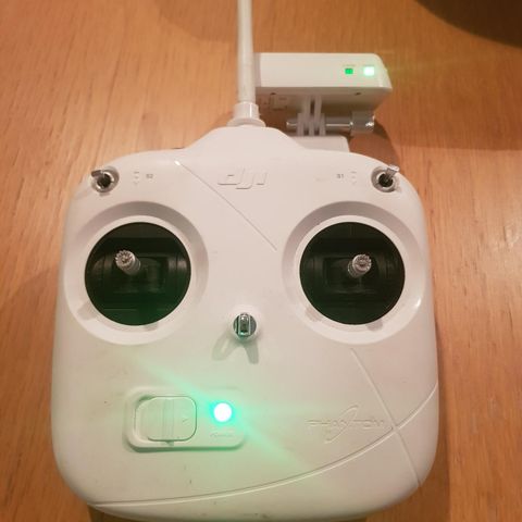 Dji phantom 2 kontroller