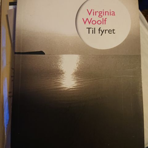 Til fyret av Virginia Woolf