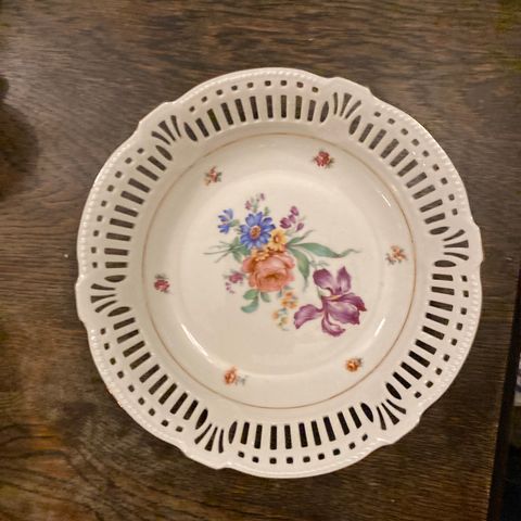 Vintage Porcelain Plate Schwarzenhammer Bavaria  Germany Floral