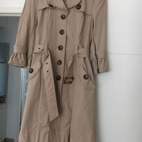 NY PRIS! 399kr🌸Veldig søt ubruk ny Trench Coat str 36  selger billig