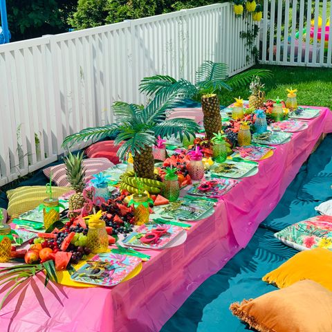 Jungle Party Table set for hire