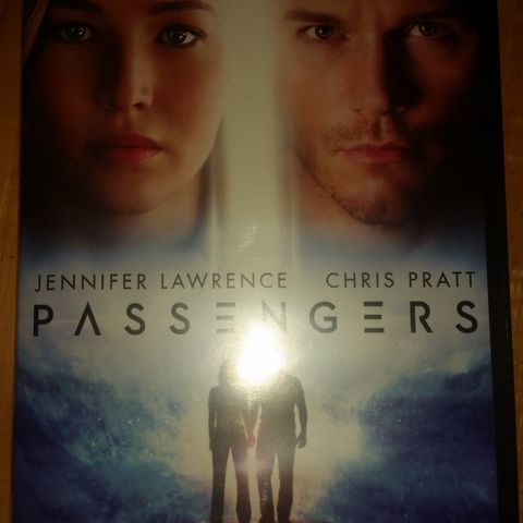 Passengers DVD.  (Chris Pratt og Jennifer Lawrence). fra 2016