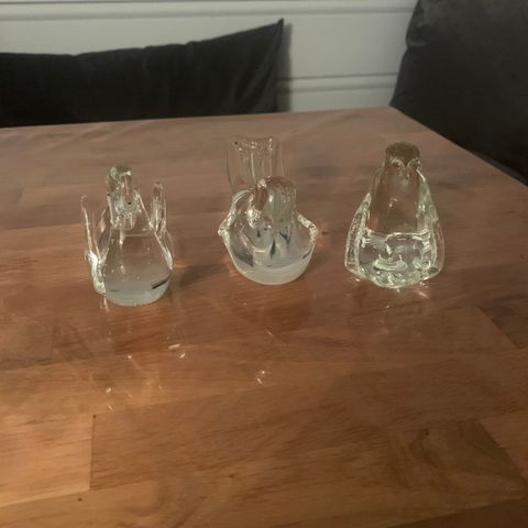 Glass/ krystall figurer tilsalgs