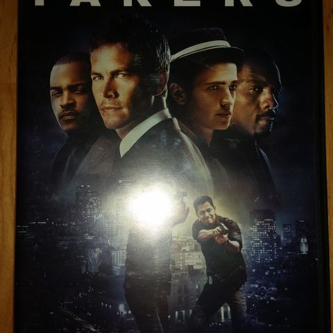 Takers. DVD. ( Paul walker, Matt Dillon, Chris Brown)