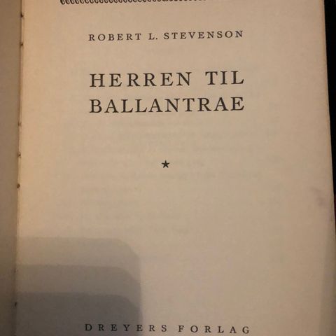 Herren til Ballantrae av Robert L Stevenson til salgs.