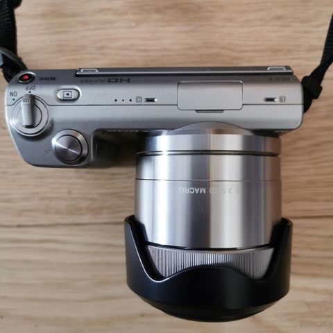 Sony NEX-5 Digital Camera with many accesories