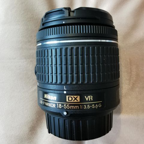 NIKON AF-P DX NIKKOR 18-55mm f/3.5-5.6G VR