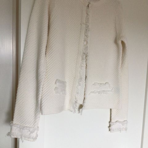 Offwhite bomullsjakke fra Tricot/Deguy