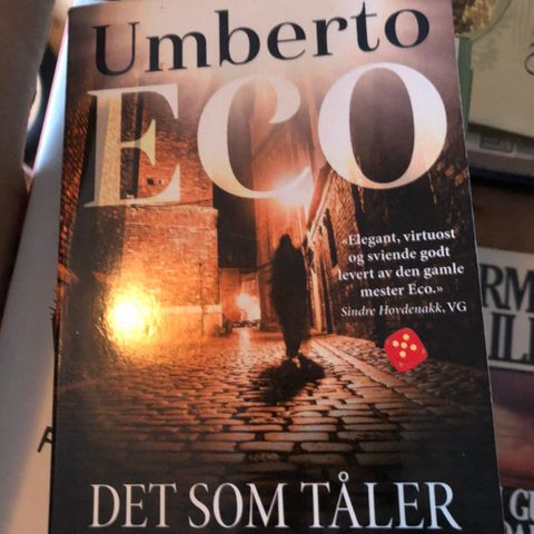 Umberto Eco sin bok Det som tåler dagens lys til salgs.