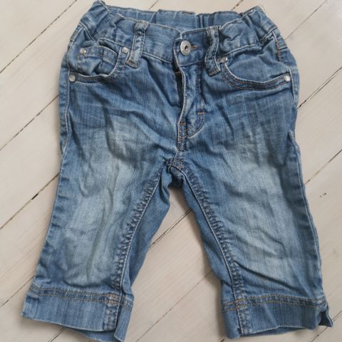 Bukse/ shorts str 98