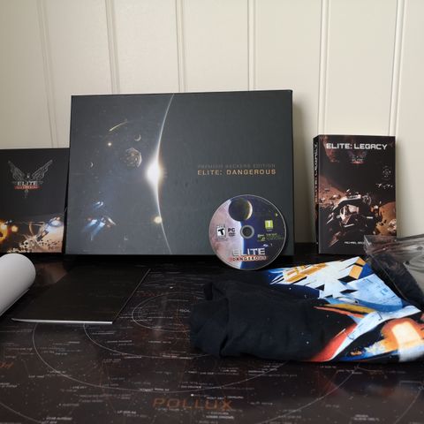 Elite: Dangerous - Limited Collector's Edition for PC + vedlegg