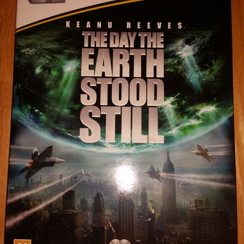 The Day the Earth stood still. DVD. ( Keanu Reeves) 2 discer.  Slipcase