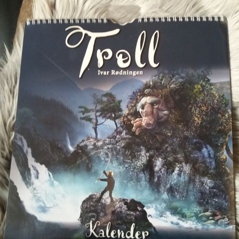 Stor Troll Kalender 2021 - Helt ny i plast med mange flotte Troll bilder