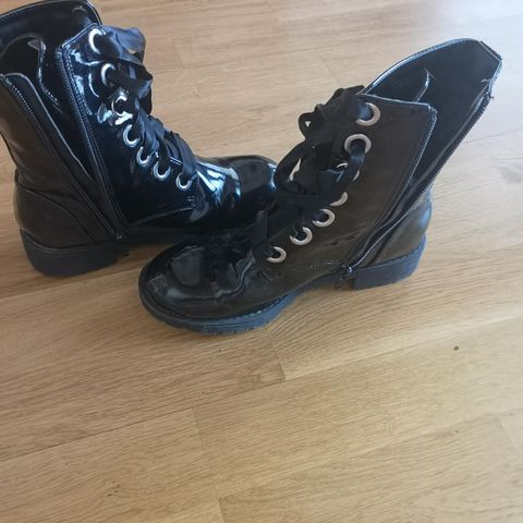 Boots med pels