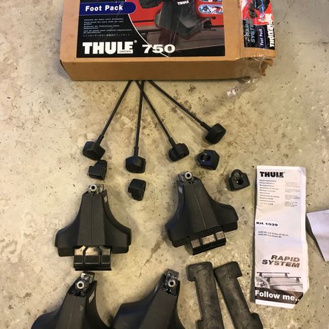 Thule takstativ foot pack Audi A6 sedan, passat sedan