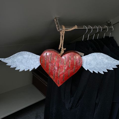 Skulptur telysholder  hjerte med vinger