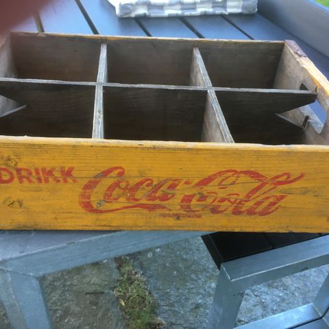 Original Coca Cola trekasse, samleobjekt med fin patina. fin julegave.