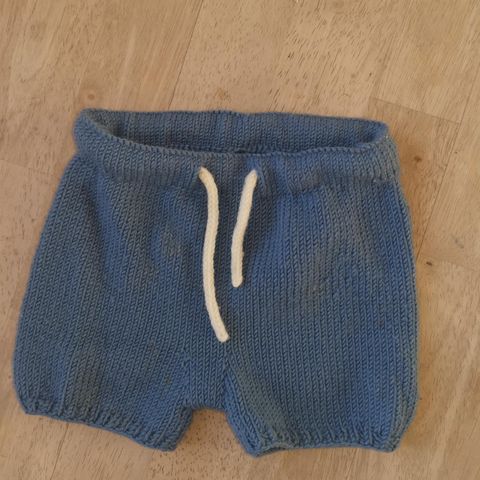 Hjemmestrikket shorts