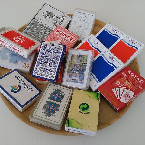 Eldre kortstokker/spillkort; reklame, reise og Bridge kort.