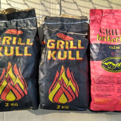 4 kg grillkull + 2 kg grillbriketter