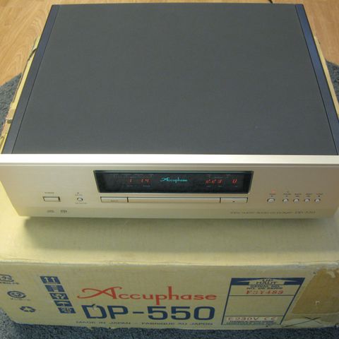 Accuphase DP-550 - SACD/CD-spiller.