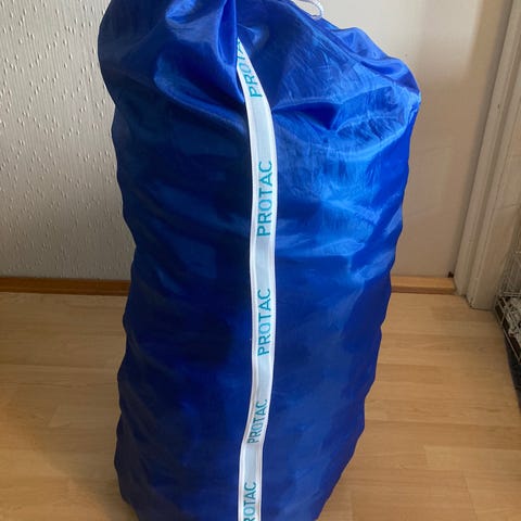 Annonsebilde