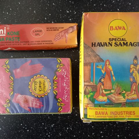 Sett - henna - tube - pasta - pulver - havan samagri - røkelse!