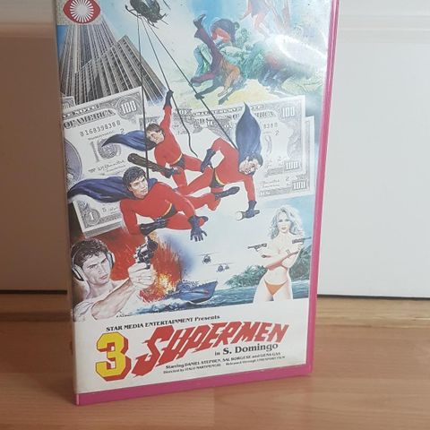 3 Supermen in Santo Domingo (big box)